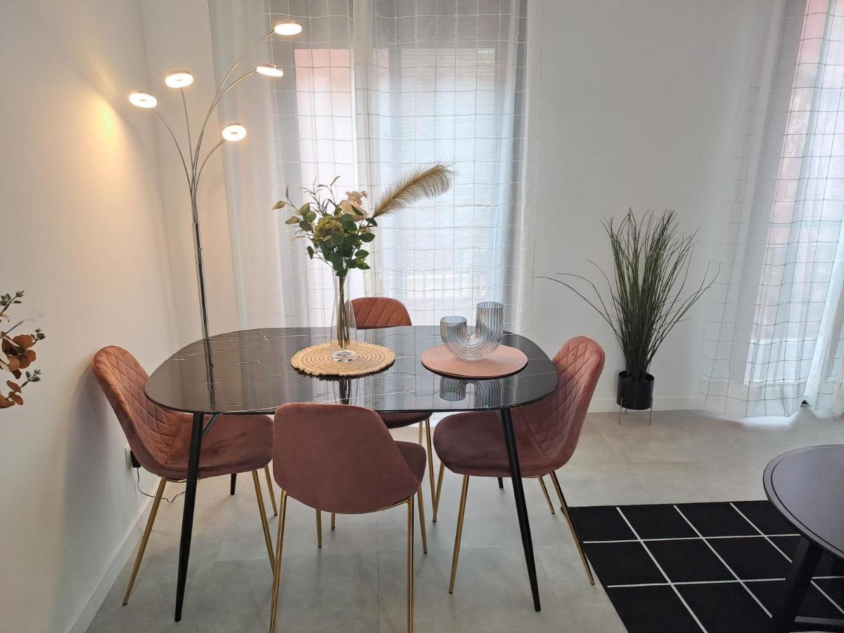Apartamentos Jara 1C Малага Экстерьер фото